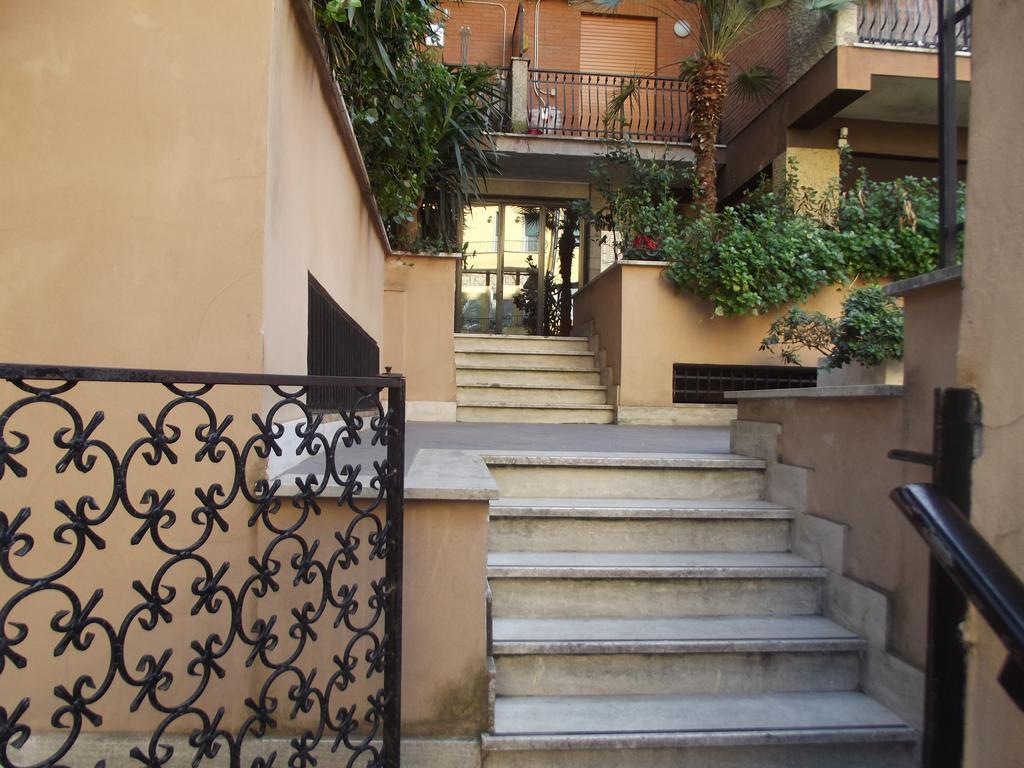 Magenta Superior Terrione 83 Apartment Rome Luaran gambar