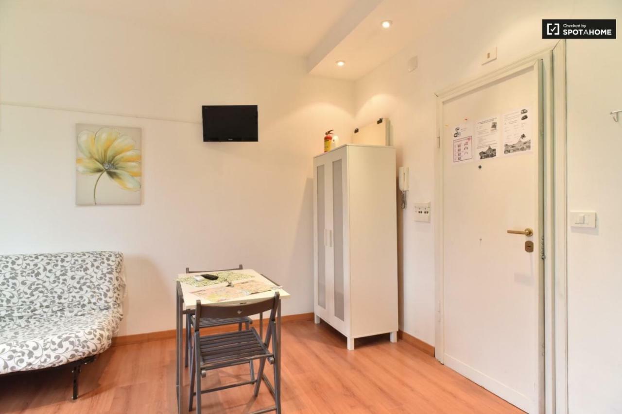 Magenta Superior Terrione 83 Apartment Rome Luaran gambar